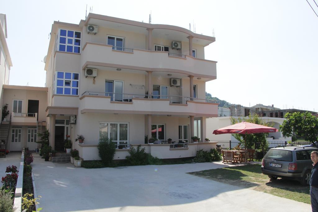 Apartment Family Ulcinj Exterior foto